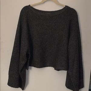 Kimono Sleeve Cropped Swearter